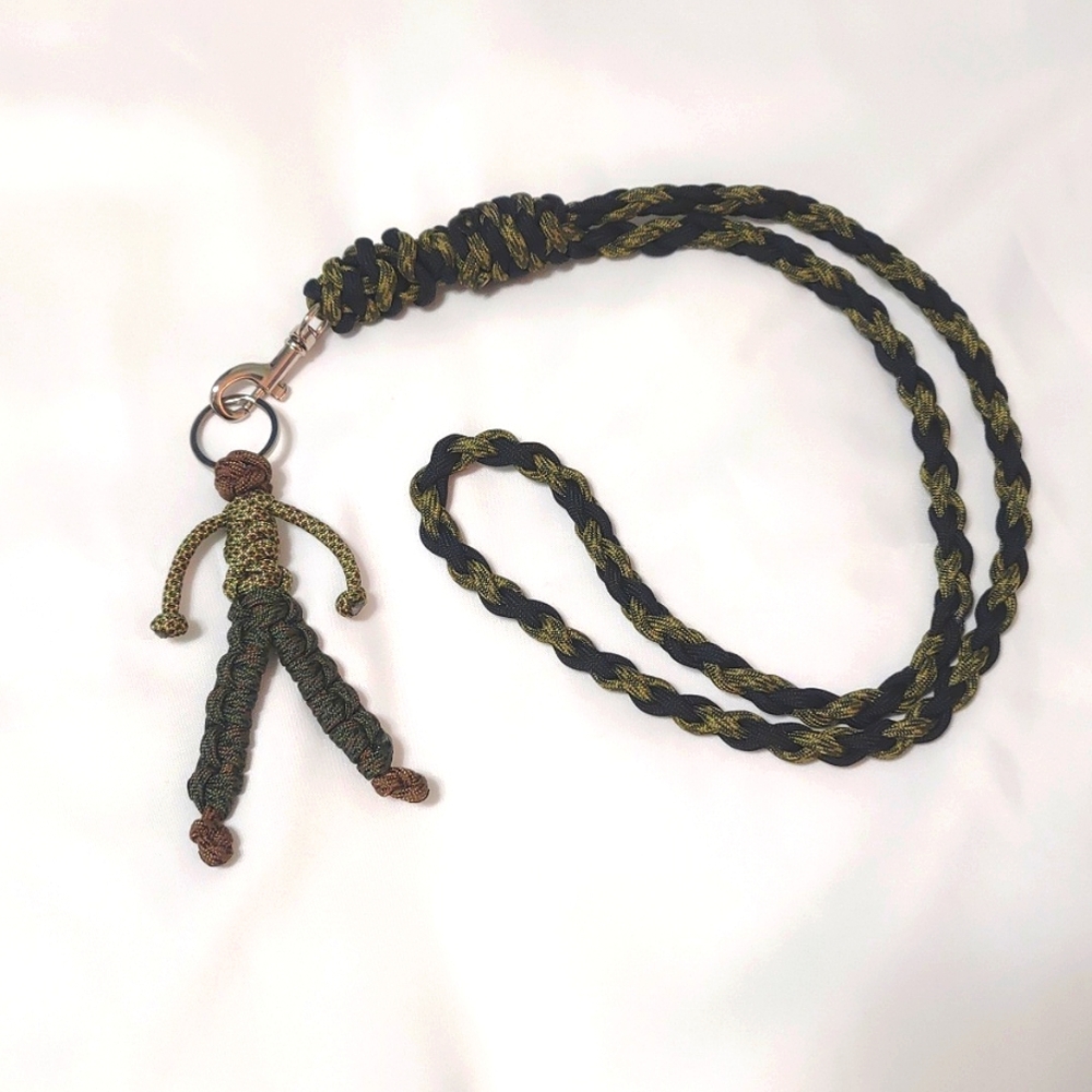Paracord Neck Lanyard with Hunter Keychain, Black and Camo
